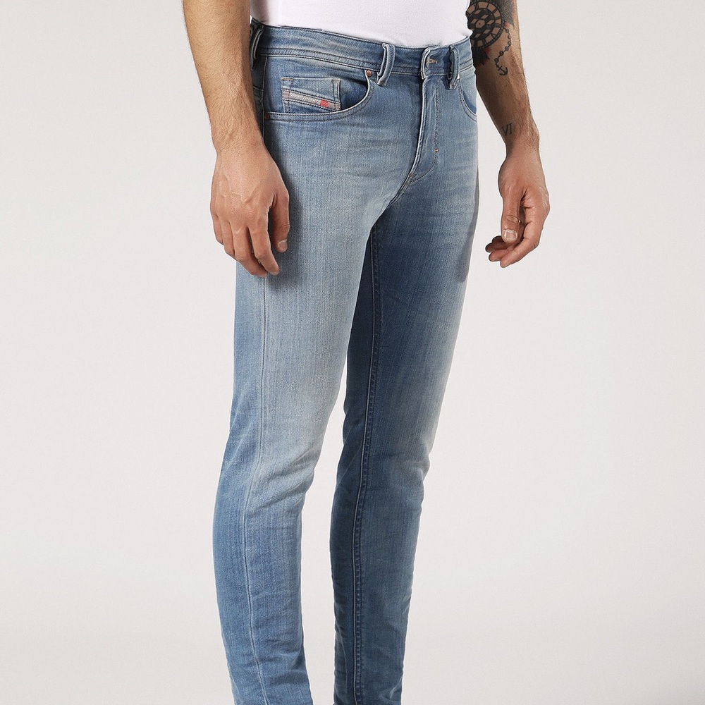 Diesel Jogg Jeans. Thommer-T, Size 30W x 28.5L, Wash 084RJ.